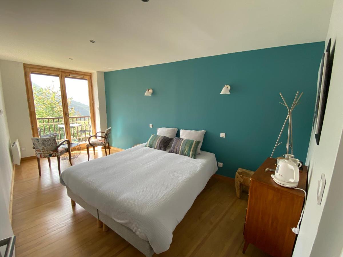 La Taniere Bed & Breakfast Вожани Екстериор снимка